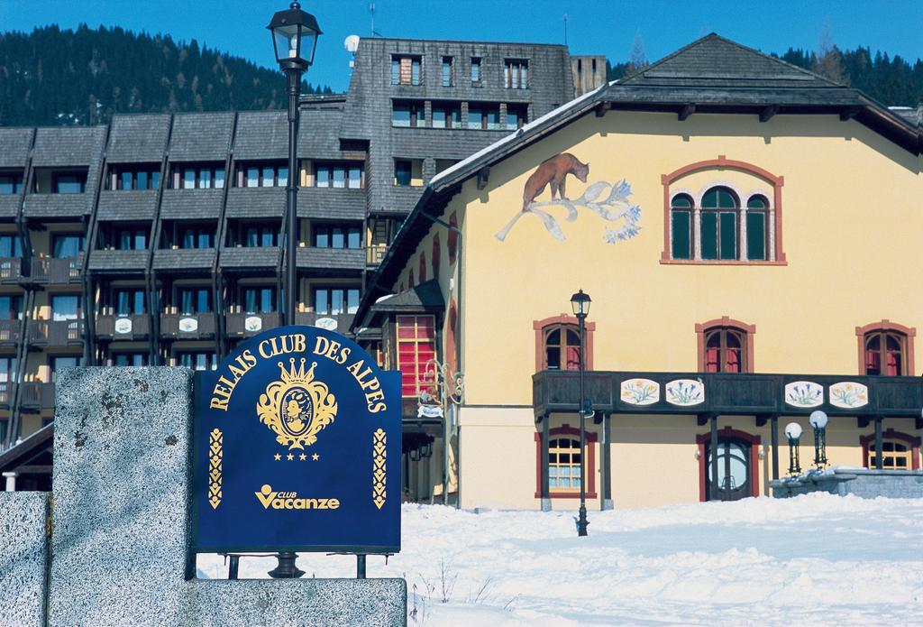 Hotel Club Relais Des Alpes Madonna エクステリア 写真