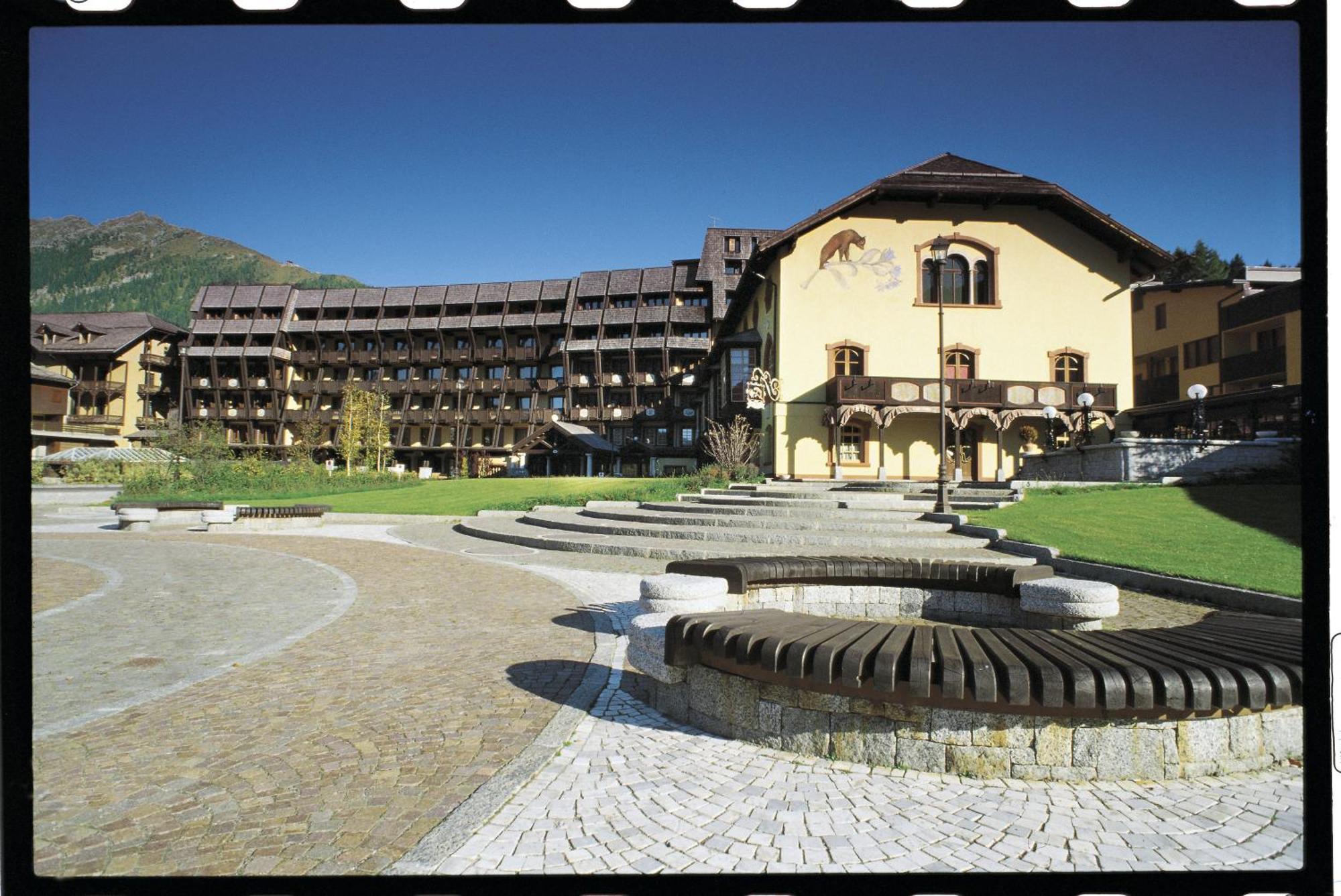 Hotel Club Relais Des Alpes Madonna エクステリア 写真